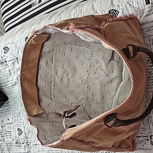 Weekend bag - Picture 2 of 6